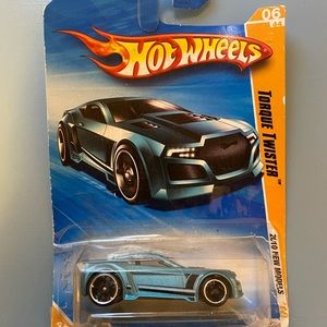 Torque Twister - Hot Wheels
